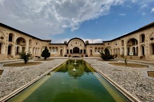 21 kashan 1 300x200 - BEST Kashan Tour Package 2024 | Travel To Kashan