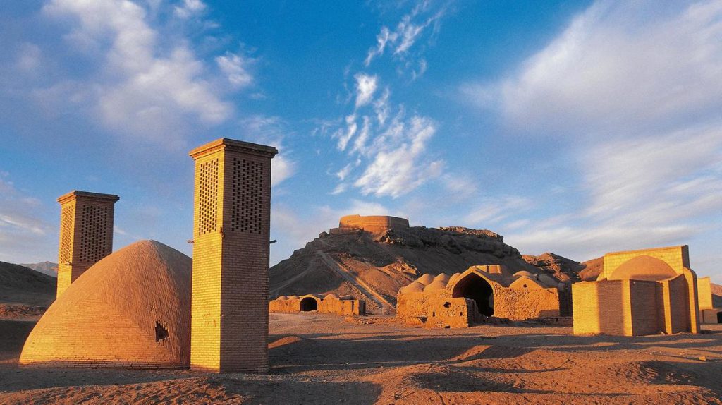 Yazd Towers of Silence 3 1024x574 - Zoroastrian Towers of Silence in Yazd (Dakhmeh Zartoshtian)