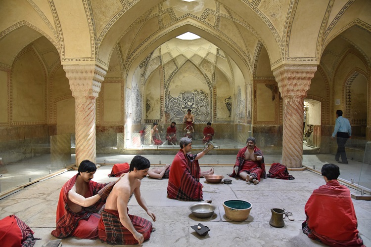  Wax figures in Vakil Bathhouse modeling the traditional stages of bathing, Shiraz cultural attraction, Iran