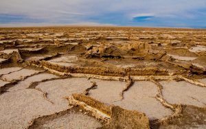 varzane desert 3 300x188 - BEST Isfahan Desert Tour Packages 2024 | Varzaneh Desert Tour