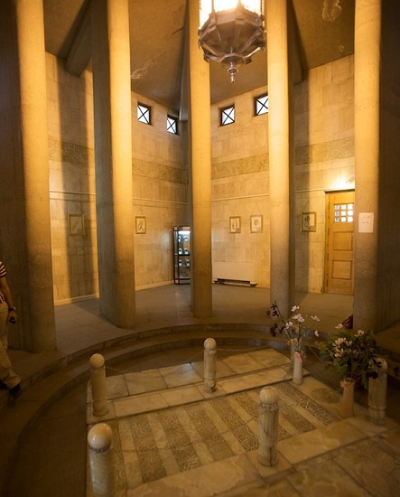 Avicenna Mausoleum interior - Mausoleum of Avicenna (Tomb Museum) | Hamedan, Iran | Avicenna Mausoleum