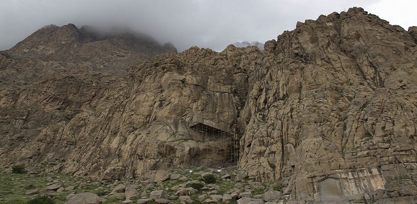 Bisitun feature image - BEST Kermanshah Day Tours & Excursion Trips 2024