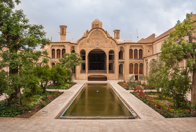pool, pavilion, Borujerdi Historical House, Iran Attractions