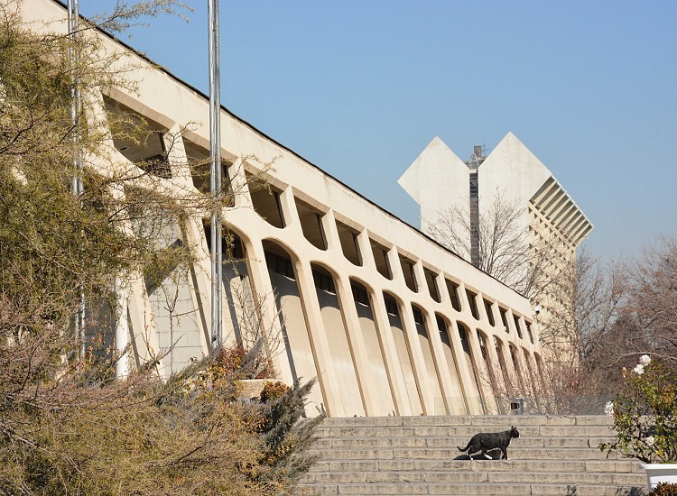 The exterior of the Tehran carpet museum of Iran - persian elements, architecture, tehran, Iran