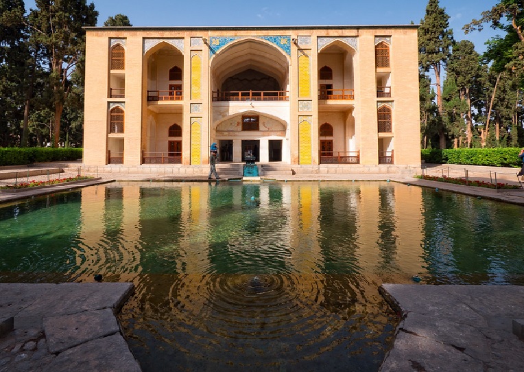 Pavilion, Kashan Attractions, Iran