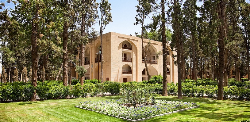 Fin garden feature image - Fin Garden (Bagh-e Fin): A Historical Persian Garden in Kashan, Iran