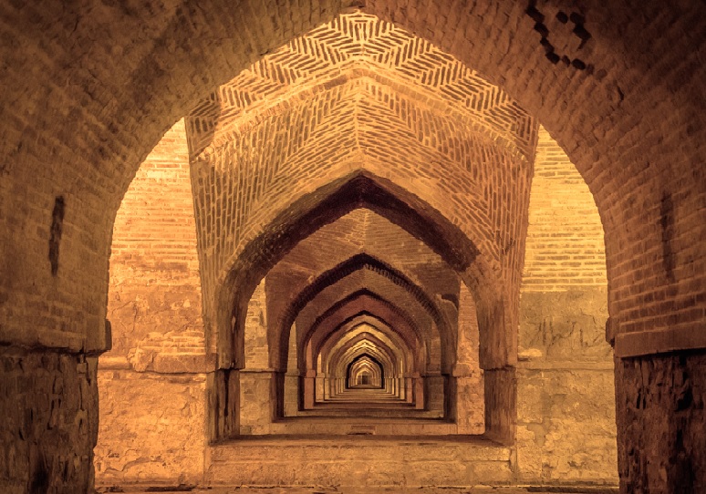 Si o se pol 4 - Si O Se Pol Bridge | Isfahan, Iran | The Allahverdi Khan Bridge