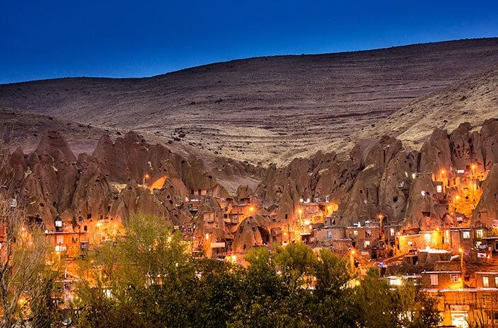 روستا در شب - Kandovan Village | Tabriz, East Azerbaijan, Iran | Rocky Village
