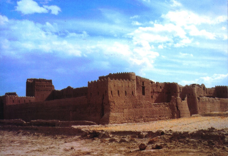 The Facade, Sar Yazd Castle, Yazd Attractions, Iran - Saryazd Castle Photos
