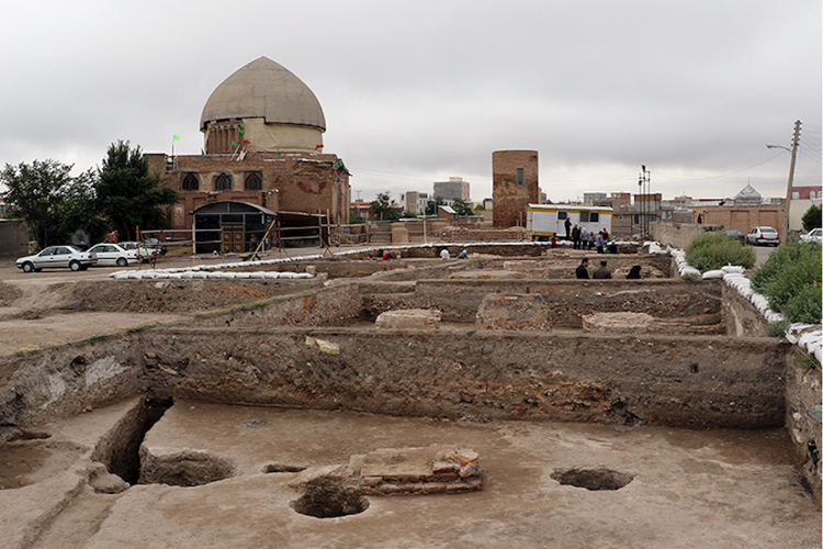 view of the mosque and excavations - Friday Mosque of Ardabil (Jame'e Ardabil Mosque), Iran