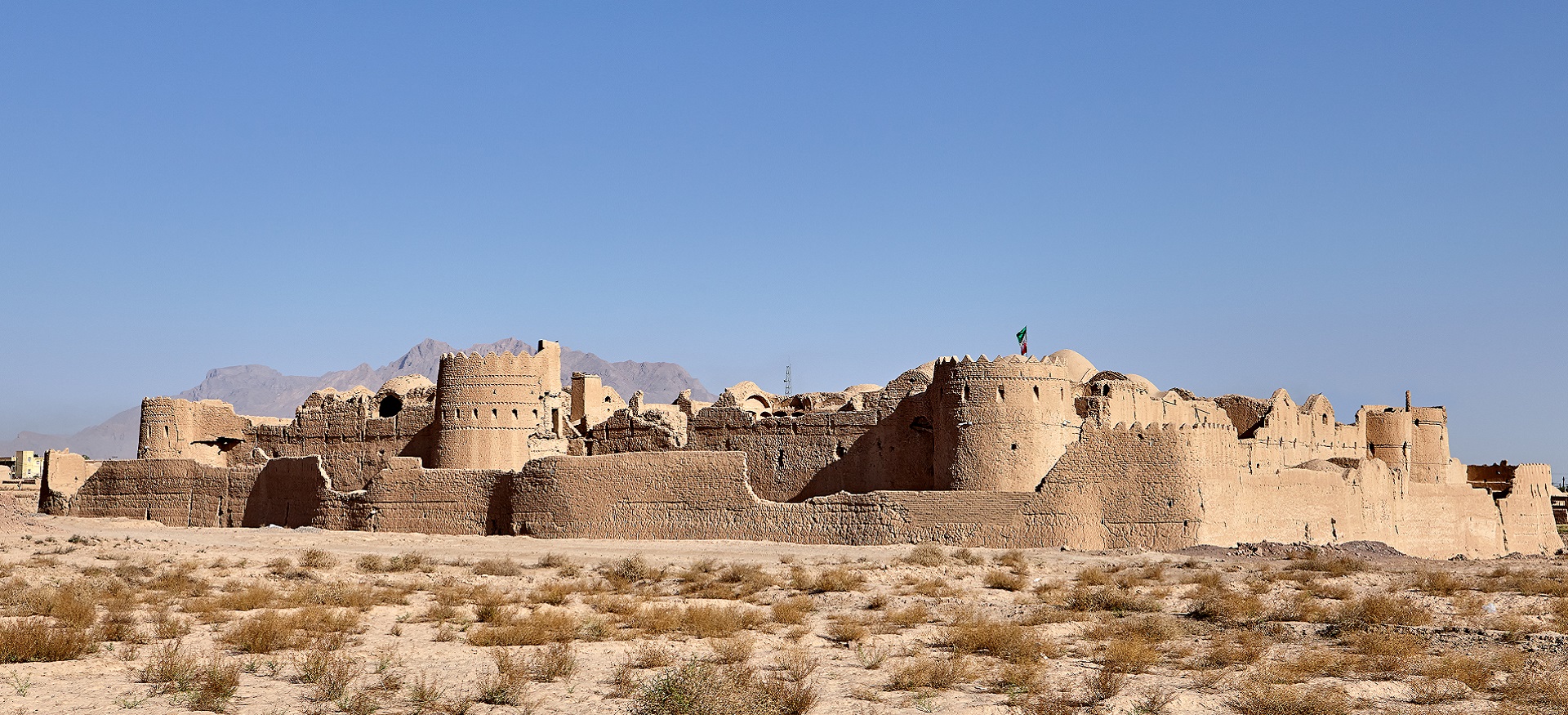 Sar Yazd Castle header - Kerman to Yazd Road Trip