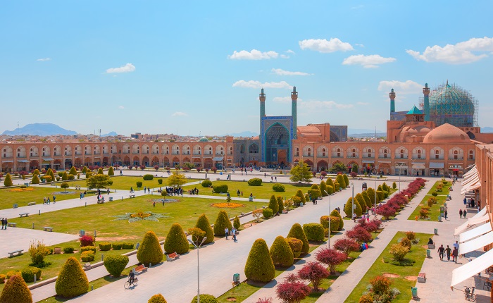 Naqsh e Jahan Square 6 - Top Iran Tourist Places: Best Places to Visit in Iran (Attractions in Iran)