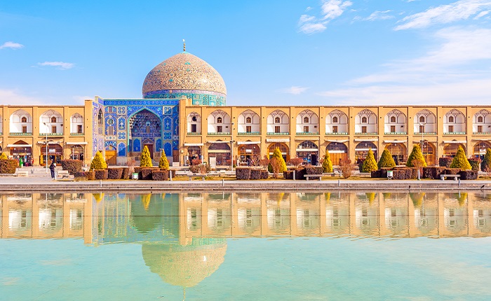 Sheikh Lotfollah Mosque 3 - Naqsh-e Jahan Square (Meidan Emam - Imam Square) | Isfahan, Iran