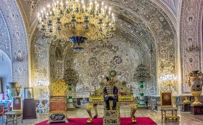 A part of the interior design of the National Jewelry Treasury- Top Museums in Iran