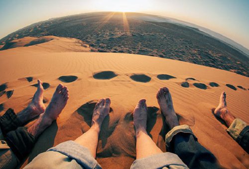 maranjab barefoot 500x339 - BEST Yazd Desert Tour Packages 2024 | Fahraj Desert & Shabahang Desert