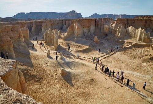 surfing nature.2 500x339 - BEST Qeshm Island Tour & Travel Package 2024