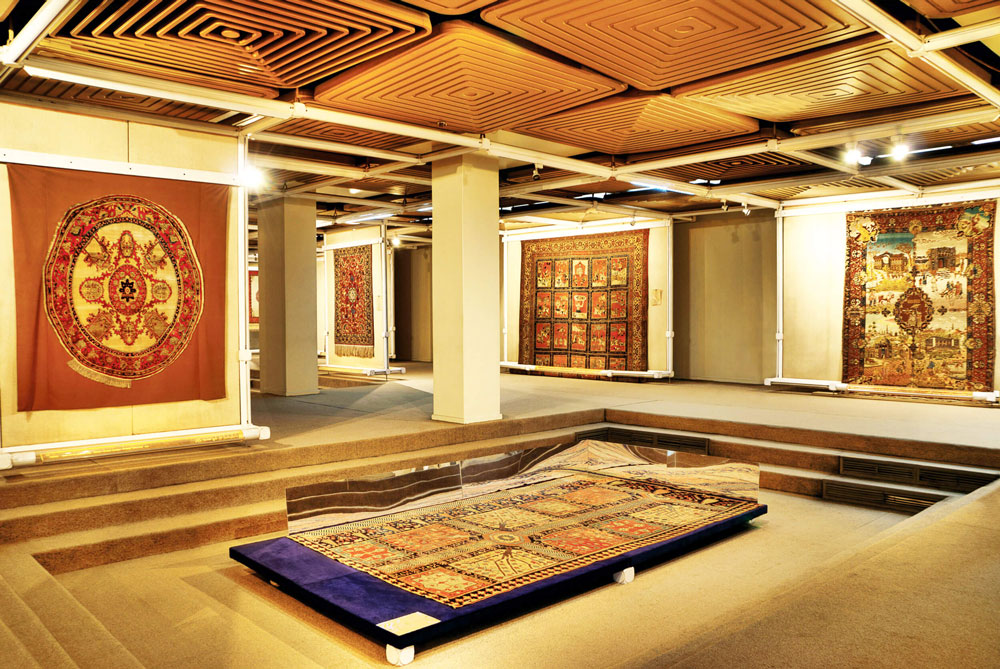 Carpet Museum of Iran - List of Museums in Tehran: TOP Tehran Museums
