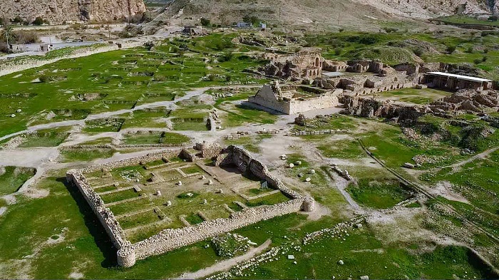 bishapour - Iran Ancient Cities: The Persian Empire (Ancient Persia)