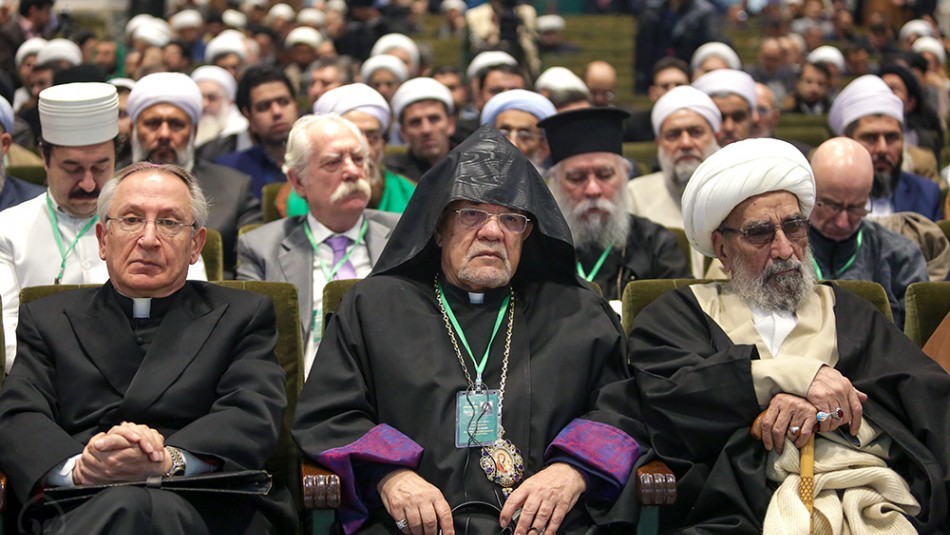 Religious Groups Unity in Iran (@Razavi.news)