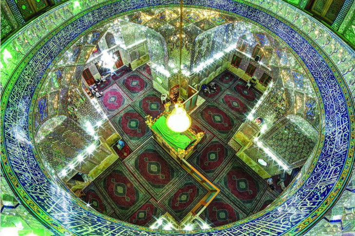 Ali ibn Hamzeh Holy Shrine in Iran (@Shiraz-tourist)